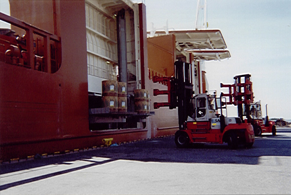 Side loading systems - MacGregor.com