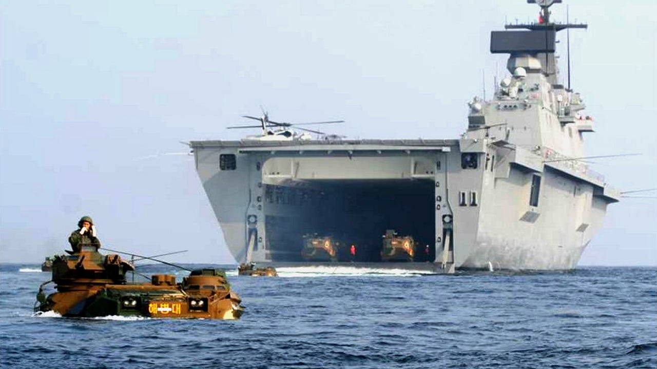 Amphibious ships - MacGregor.com