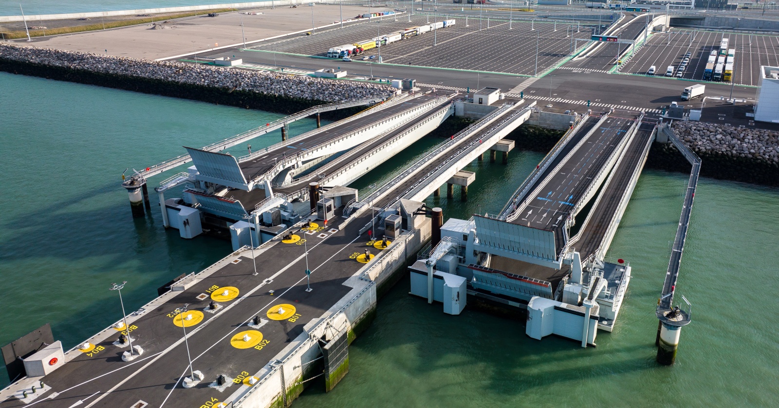 Port access solutions - MacGregor.com